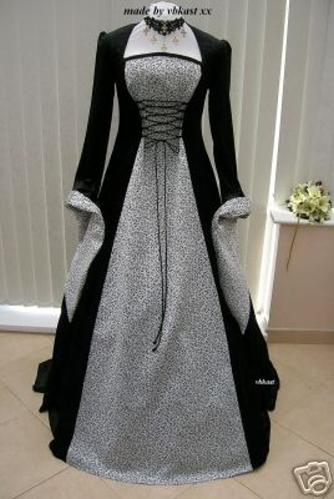 Medieval Gown - Black / Silver size 14-18 - For Hire