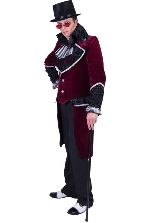 Gothic Vampire / Dracula - Image 2